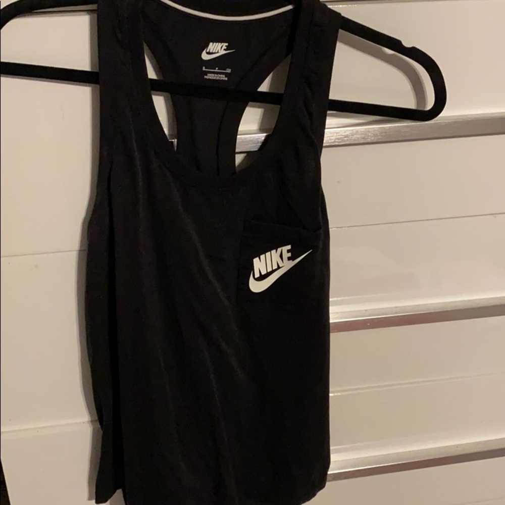 Nike tank